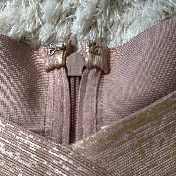 NWOT Herve Leger rose-gold bandage dress size M - Picture 7 of 10